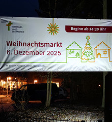 Ein weißes Plakat für den Weihnachtsmarkt am 06.12.2025 im Immanuel Haus Ecktannen Ein weißes Plakat für den Weihnachtsmarkt am 06.12.2025 im Immanuel Haus Ecktannen